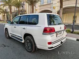 Toyota Land Cruiser - GXR V8